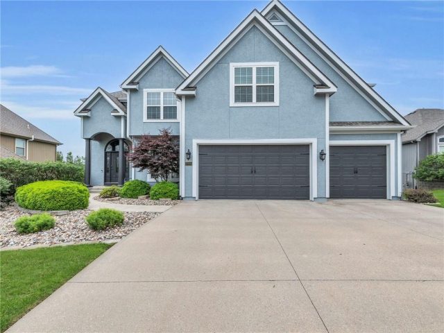 Homes for Sale in Platte City, MO 64079 | 17695 N Alder Court