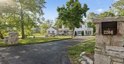 Homes for Sale in Kansas City, MO 64116 | 2204 NE 39th Street