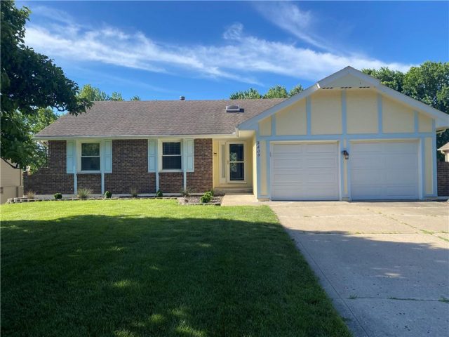Homes for Sale in Kansas City, MO 64119 | 3609 NE 77th Street