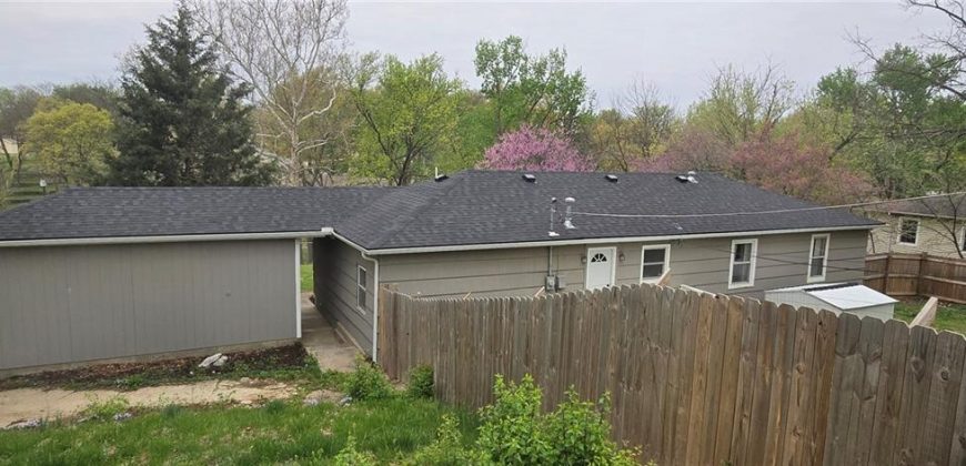 Homes for Sale in Gladstone, MO 64118 | 7005 N Baltimore Avenue