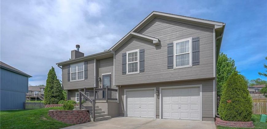Homes for Sale in Kansas City, MO 64157 | 11517 N Laurel Court
