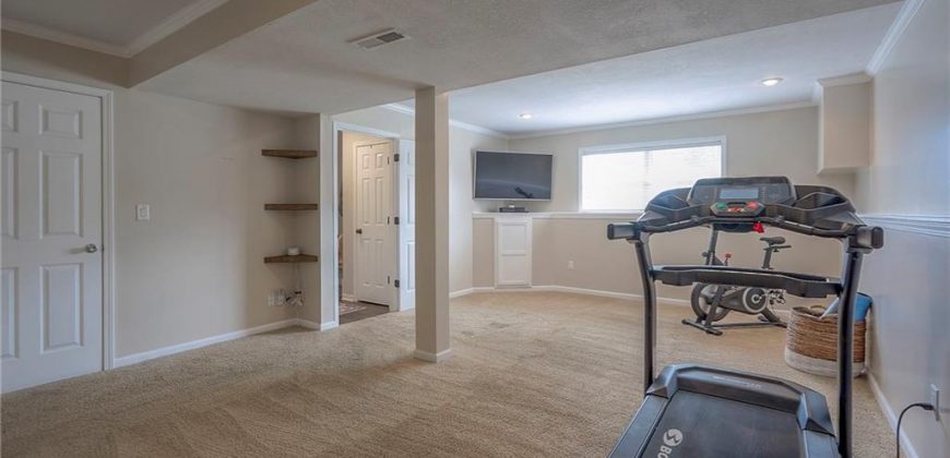 Homes for Sale in Kansas City, MO 64157 | 11517 N Laurel Court