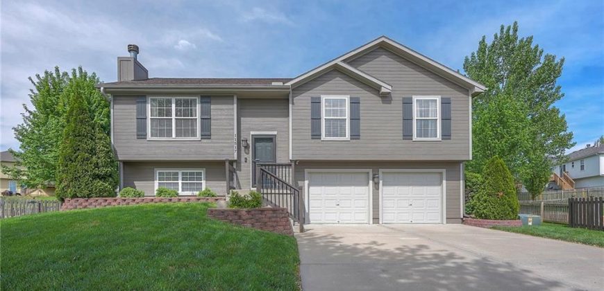 Homes for Sale in Kansas City, MO 64157 | 11517 N Laurel Court