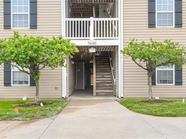 Homes for Sale in Kansas City, MO 64119 | 5600 NE 80th Terrace, Unit#3D