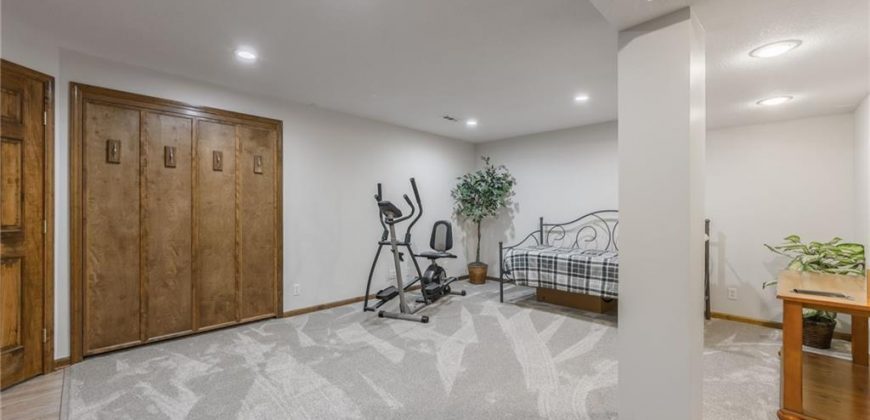 Homes for Sale in Kearney, MO 64060 | 305 E 21st Street