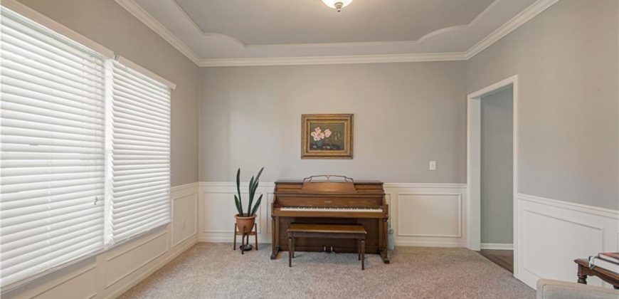 Homes for Sale in Liberty, MO 64068 | 1809  Parkside Drive
