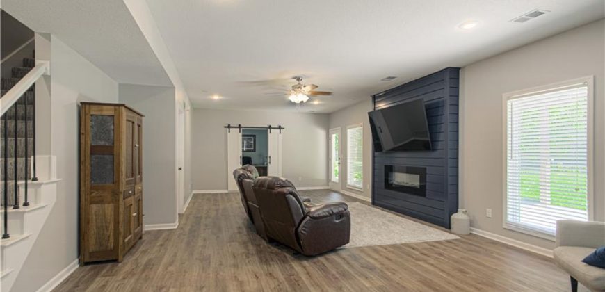 Homes for Sale in Liberty, MO 64068 | 1809  Parkside Drive