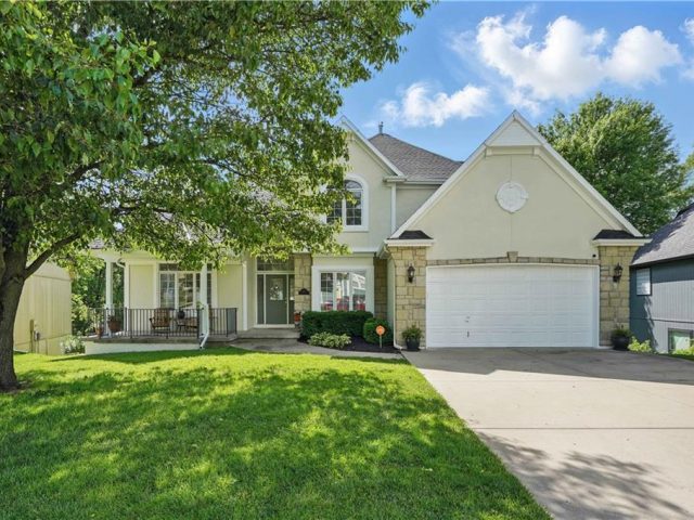 Homes for Sale in Liberty, MO 64068 | 1040  Silverleaf Lane