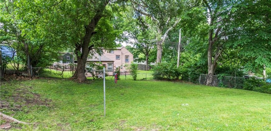 Homes for Sale in Kansas City, MO 64116 | 622  Greenfield Road