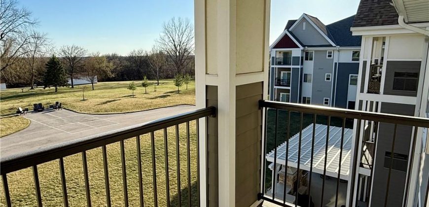 Homes for Sale in Kansas City, MO 64154 | 2651 NW Barry Road, Unit#301