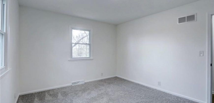 Homes for Sale in Kansas City, MO 64152 | 17002 NW 76th Street