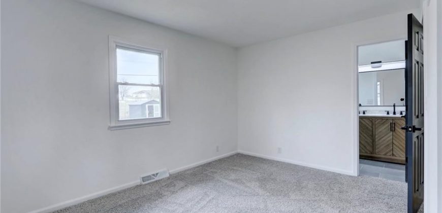 Homes for Sale in Kansas City, MO 64152 | 17002 NW 76th Street