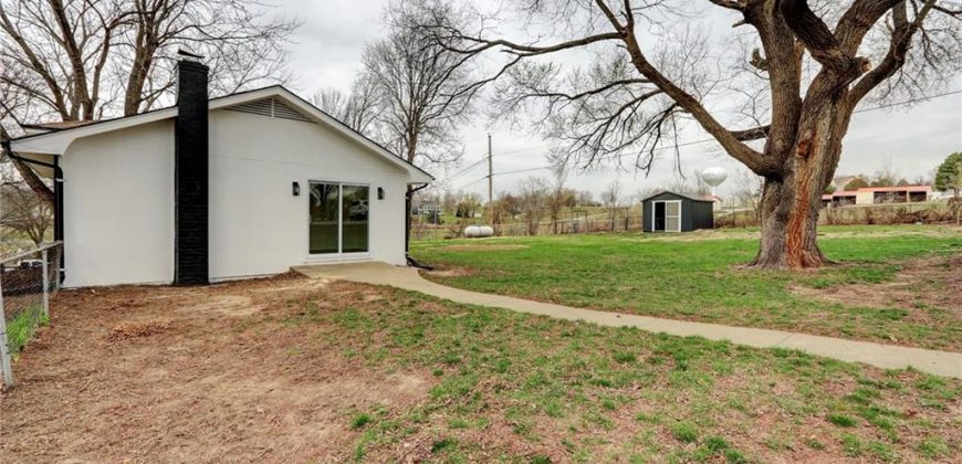 Homes for Sale in Kansas City, MO 64152 | 17002 NW 76th Street