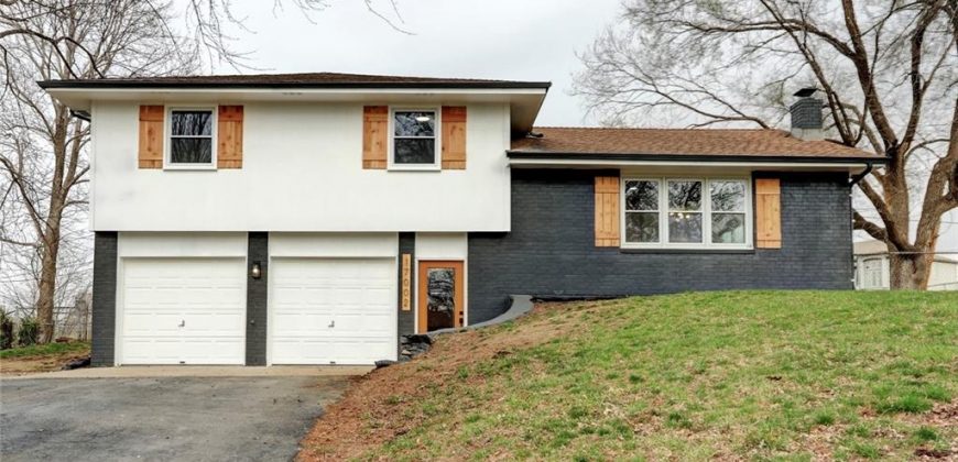 Homes for Sale in Kansas City, MO 64152 | 17002 NW 76th Street