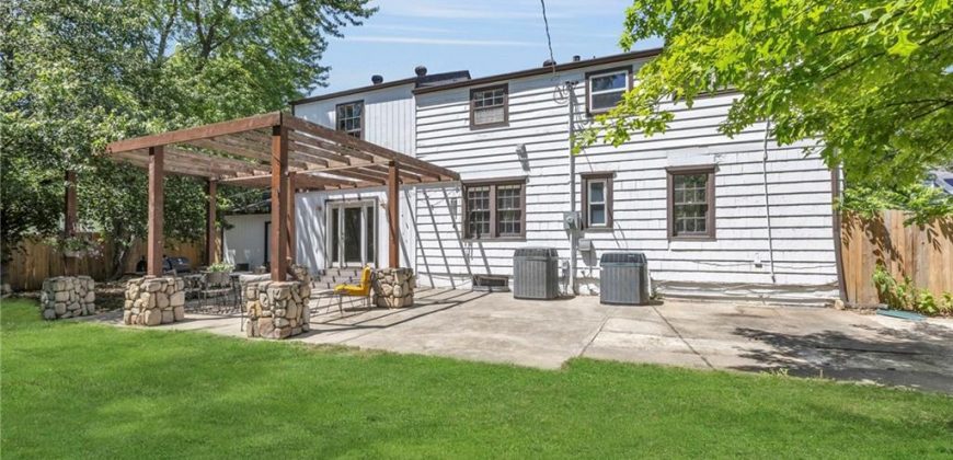 Homes for Sale in Liberty, MO 64068 | 415 W Franklin Street