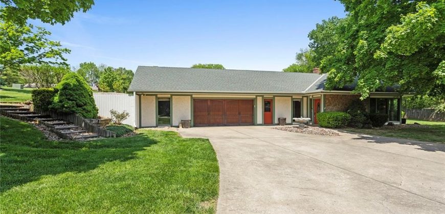 Homes for Sale in Kansas City, MO 64152 | 7613 NW Valley Road