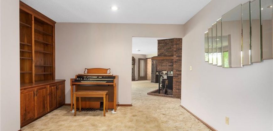 Homes for Sale in Kansas City, MO 64152 | 7613 NW Valley Road