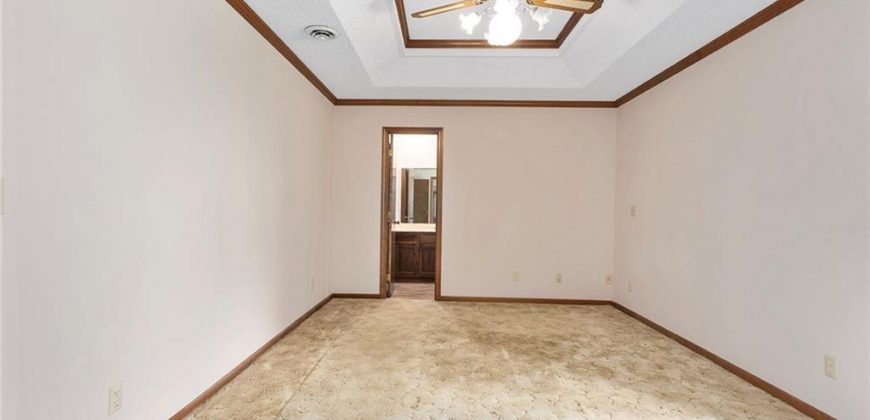 Homes for Sale in Kansas City, MO 64152 | 7613 NW Valley Road