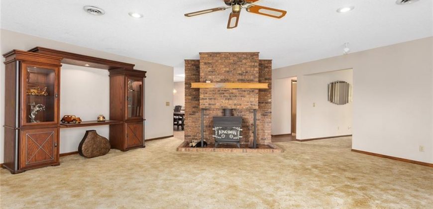 Homes for Sale in Kansas City, MO 64152 | 7613 NW Valley Road