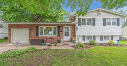Homes for Sale in Gladstone, MO 64118 | 2002 NE 64th Street