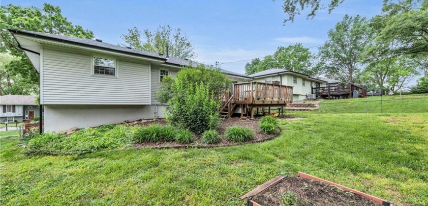 Homes for Sale in Kansas City, MO 64118 | 104 NE 80th Street