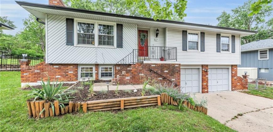 Homes for Sale in Kansas City, MO 64118 | 104 NE 80th Street