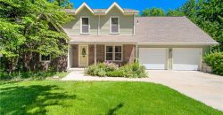 Homes for Sale in Gladstone, MO 64118 | 2208 NE 75th Terrace