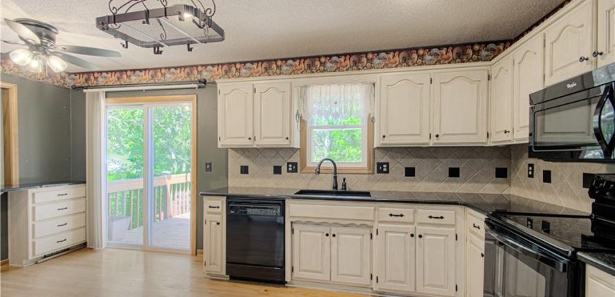 Homes for Sale in Gladstone, MO 64118 | 2208 NE 75th Terrace