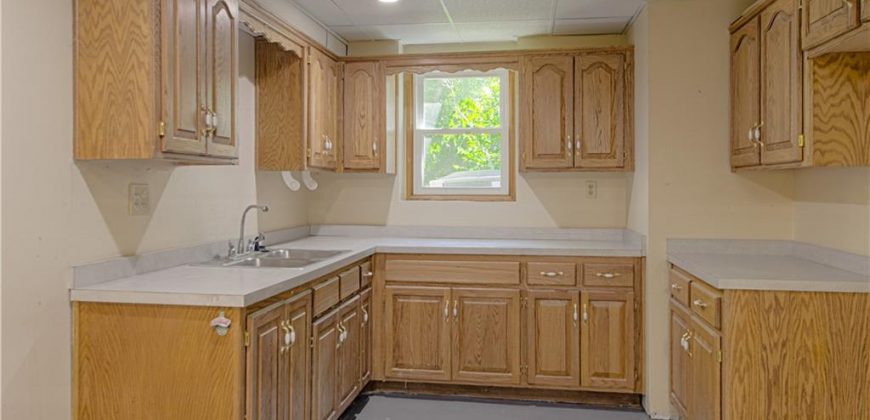 Homes for Sale in Gladstone, MO 64118 | 2208 NE 75th Terrace