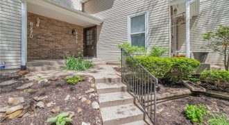 Homes for Sale in Kansas City, MO 64151 | 8272 NW Barrybrooke Drive