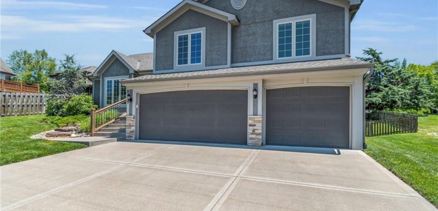 Homes for Sale in Kansas City, MO 64153 | 8519 N CONRAN Court