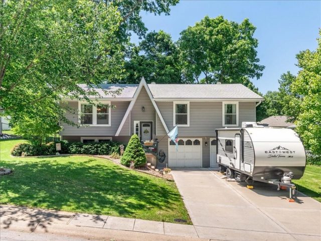 Homes for Sale in Platte City, MO 64079 | 10 S Vine View Street