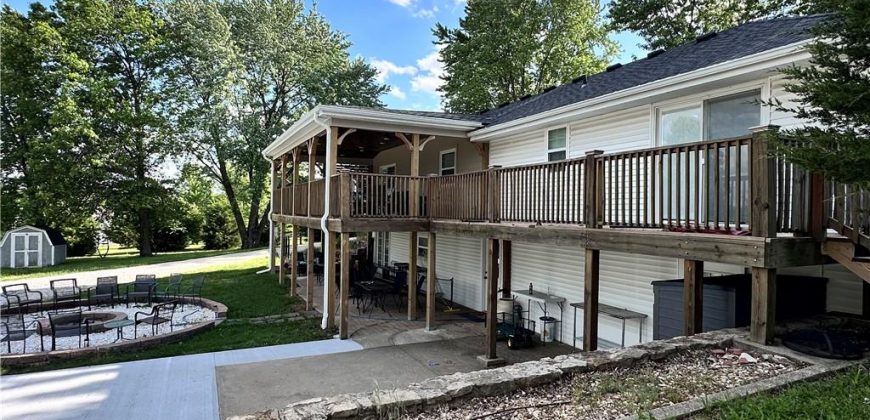 Homes for Sale in Smithville, MO 64089 | 14409  Tillman Road
