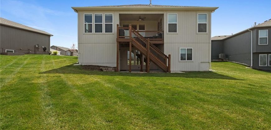 Homes for Sale in Kansas City, MO 64154 | 6604 NW 107th Court