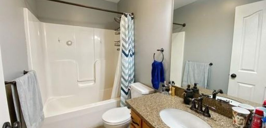 Homes for Sale in Kearney, MO 64060 | 915 W 8th Avenue