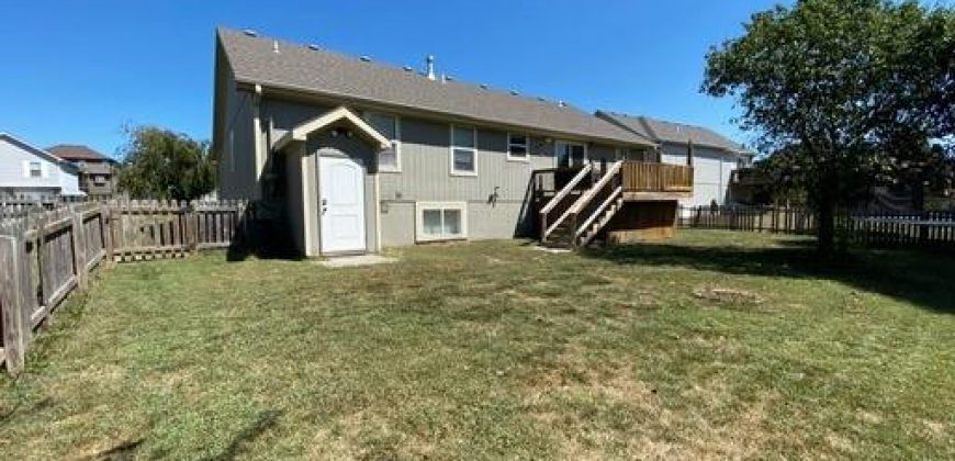 Homes for Sale in Kearney, MO 64060 | 915 W 8th Avenue