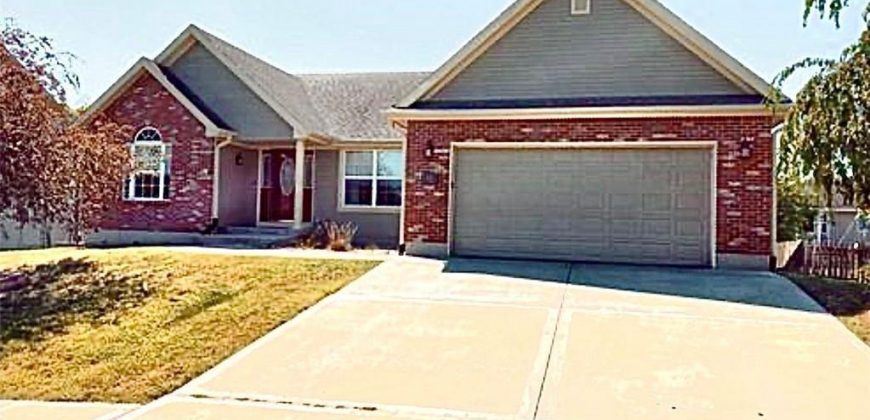 Homes for Sale in Kearney, MO 64060 | 915 W 8th Avenue