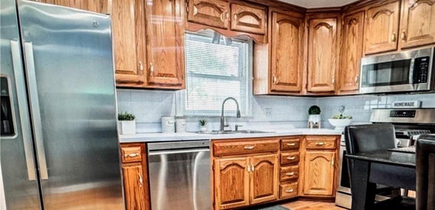 Homes for Sale in Oakview, MO 64118 | 6404 N Harrison Street