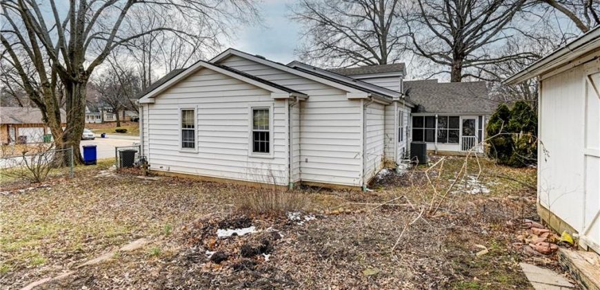 Homes for Sale in Platte City, MO 64079 | 1213  4th Street