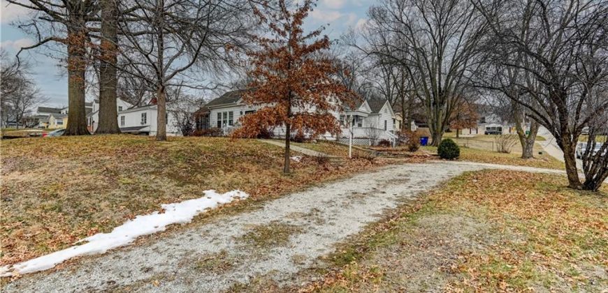 Homes for Sale in Platte City, MO 64079 | 1213  4th Street