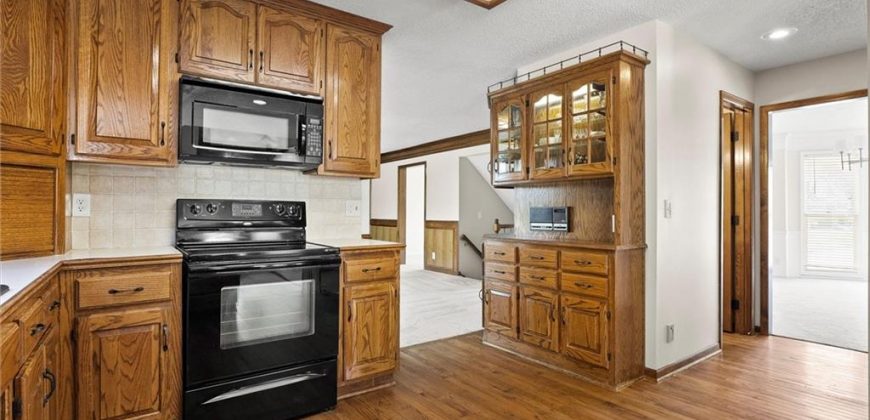 Homes for Sale in Kansas City, MO 64118 | 7801 N Prospect Avenue