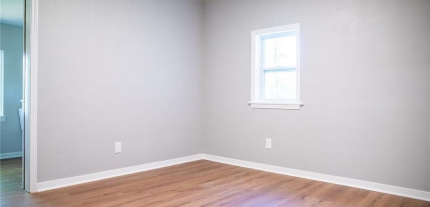 Homes for Sale in Kansas City, MO 64118 | 205  55th Terrace