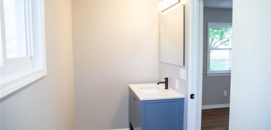 Homes for Sale in Kansas City, MO 64118 | 205  55th Terrace