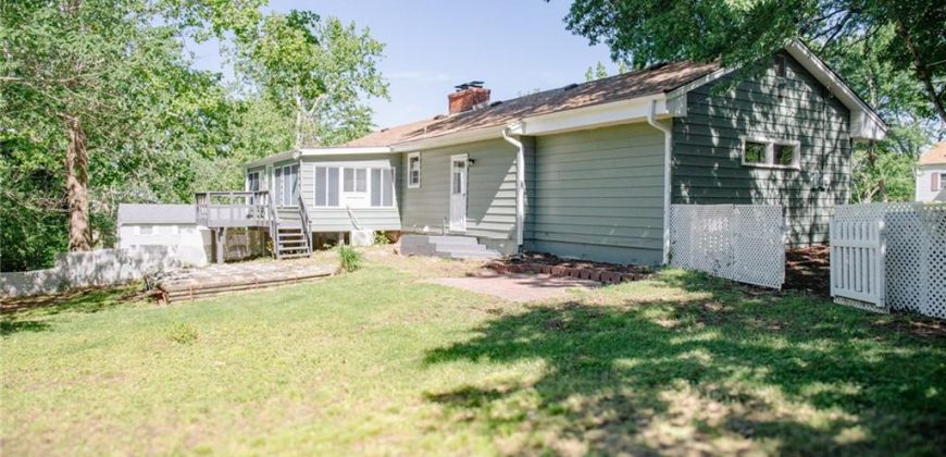 Homes for Sale in Kansas City, MO 64118 | 205  55th Terrace