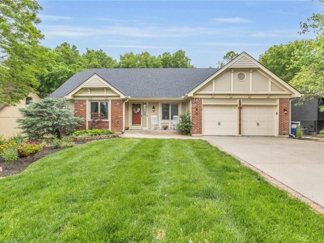 Homes for Sale in Kansas City, MO 64118 | 2501 NE 66th Street