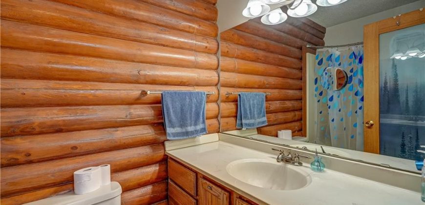 Homes for Sale in Smithville, MO 64089 | 18417  Lake Street