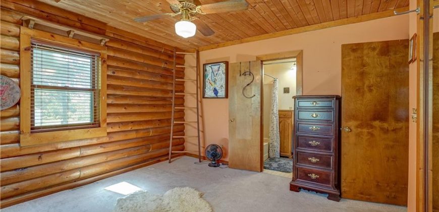 Homes for Sale in Smithville, MO 64089 | 18417  Lake Street