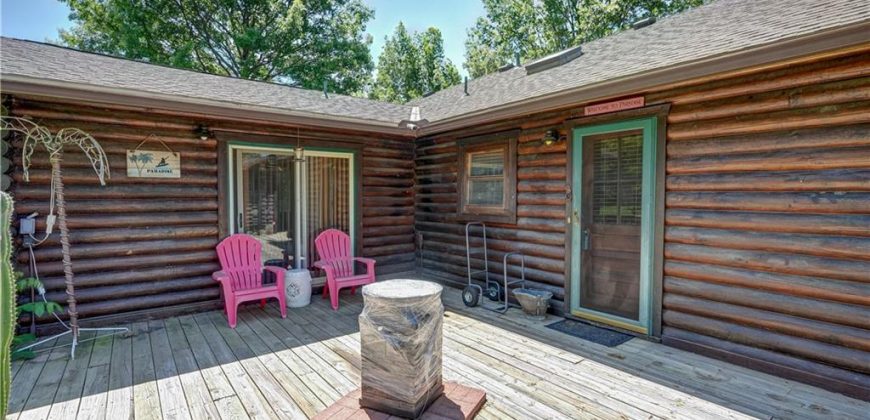 Homes for Sale in Smithville, MO 64089 | 18417  Lake Street