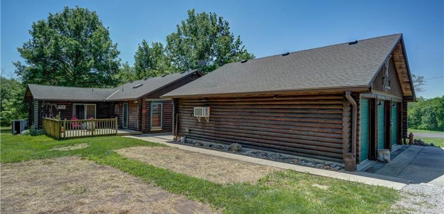 Homes for Sale in Smithville, MO 64089 | 18417  Lake Street