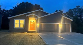 Homes for Sale in Kansas City, MO 64118 | 2320 NE 72ND Street